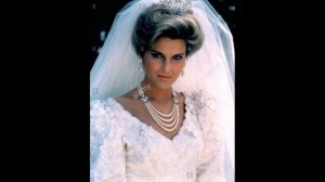 Кэтрин Оксенберг ( Catherine Oxenberg )