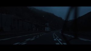 Дождливая вечерняя дорога. Едем по шоссе перед рассветом для сна и учебы