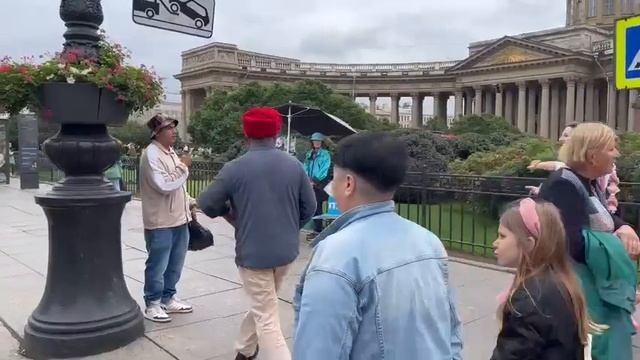 ХАРИНАМА - ВИА Друзья Индии и БРИКС СУНДАРИ провели концерт «Прогулки по Невскому» (Санкт-Петербург)