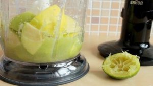 Коктейль из яблока и сельдерея