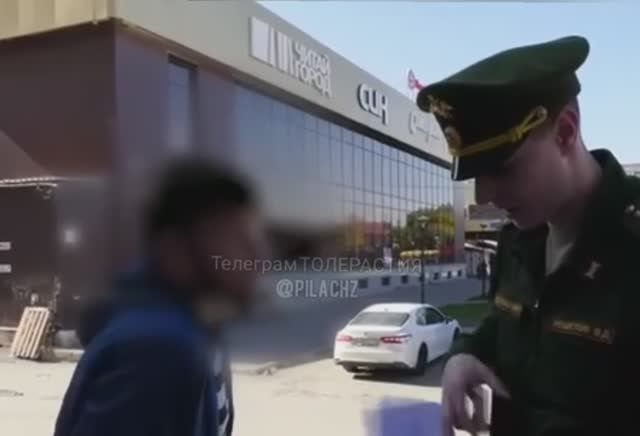 «Можна перевочик?» — в Орске мигранты не смогли объясниться при проверке