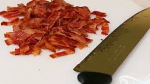 Курица с беконом и сыром