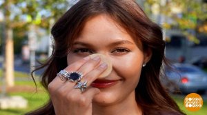 Ветер свиданию не помеха! И макияжу тоже... Доброе утро. Фрагмент выпуска от 02.10.2025