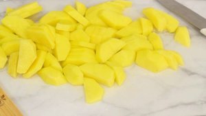 Картошка тушеная в молоке