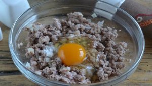 Каннеллони с фаршем под томатным соусом