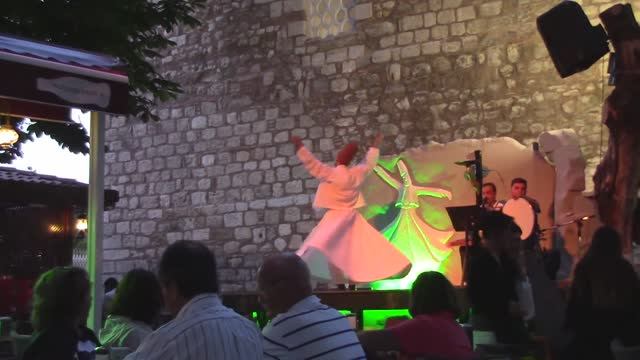 Танец турецких монахов - дервишей / Ретровидео