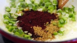 Курица с чили и фасолью