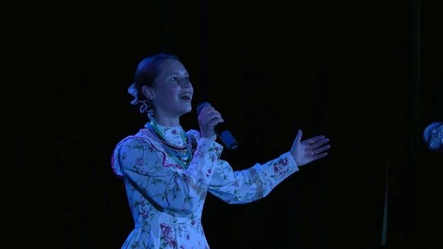 ВЕЛИКАЯ РОССИЯ. Исполняет Вероника Сыромля