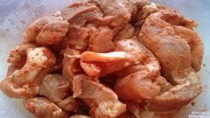 Мясо под сладким соусом в мультиварке