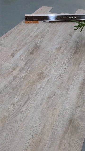 Клеевой кварцвинил Tarkett New Age Isis. Большой формат. Разные виды укладки. 2025 #ремонт смотреть онлайн