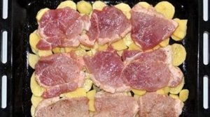 Картошка с шампиньонами и сыром в духовке