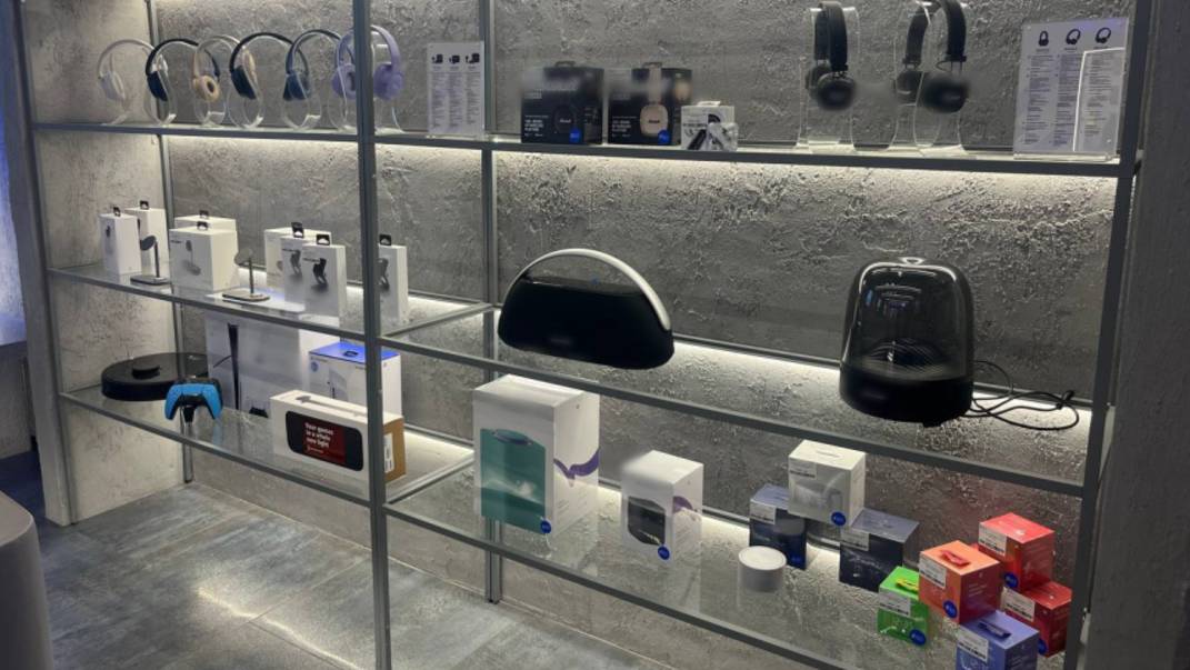 Магазин с контрафактной техникой выявили в Петербурге