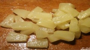 Курица с ананасом