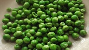 Курица с горохом