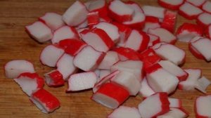 Крабовый салат с апельсинами