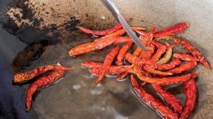 Курица с кешью по-тайски