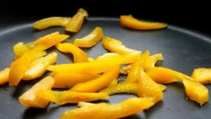 Лапша по-японски с курицей