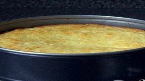 Лаймовый пирог с ежевичным соусом