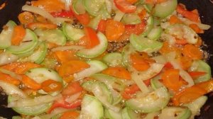 Курица с кабачками и картошкой