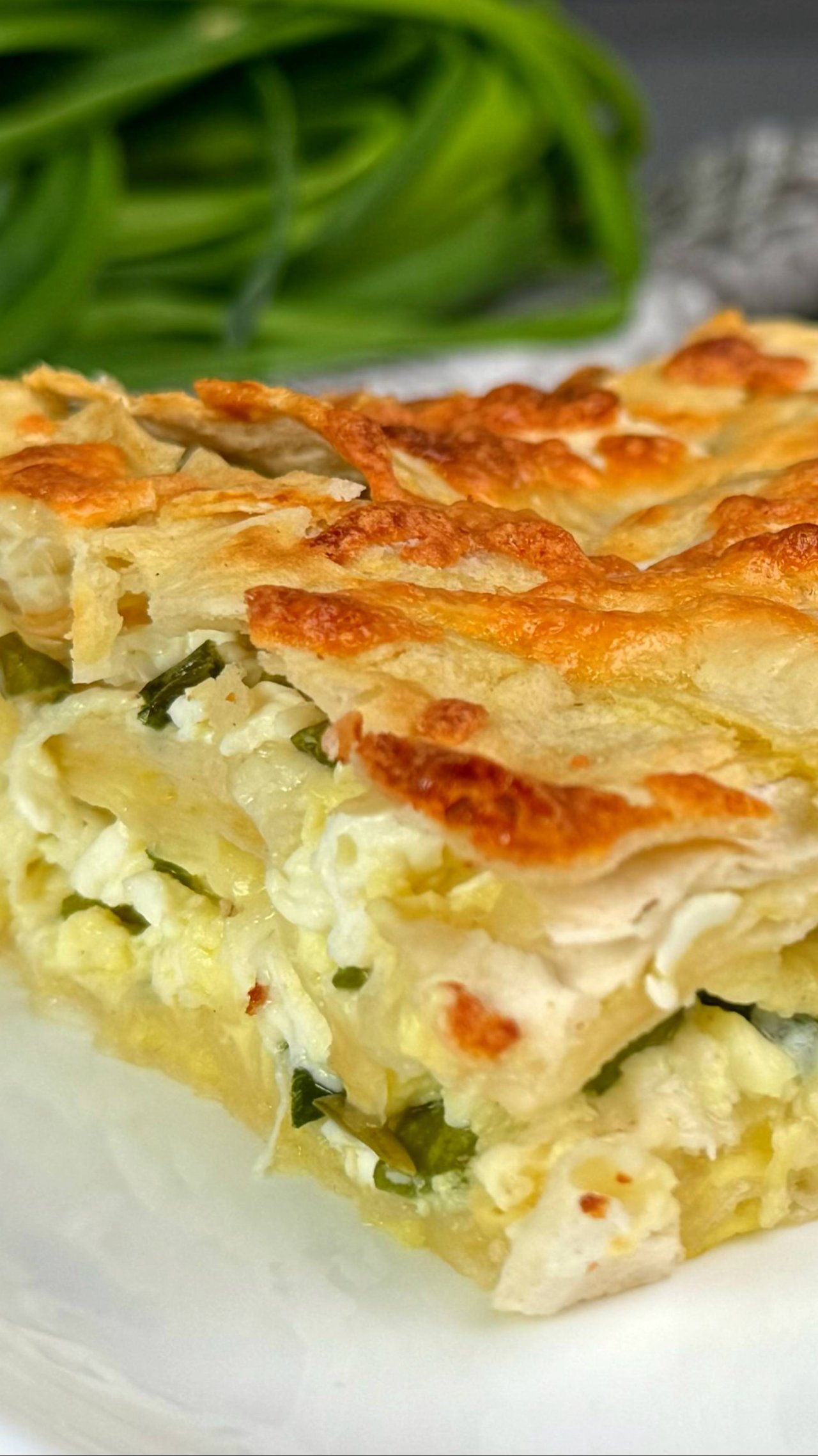 Обрезки лаваша никогда не выбрасываю! Просто рву и запекаю! Вкусный ПИРОГ без заморочек!