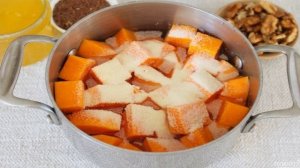 Каша из тыквы с семенами льна и орехами