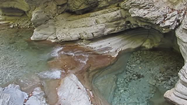 Последий день лета в каньоне реки Бешенка (Таштай), Туапсинский район.