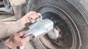 Гайковерт пневматический грузовой TT-99999 6900н.м ударный