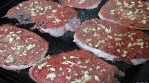 Мясо по-французски из карбонада