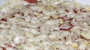 Мясо под сыром в духовке