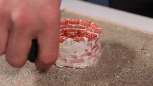 ЭПИЧЕСКИЙ мини-колодец из кирпича: посмотрите, как мы создаем функциональный шедевр!