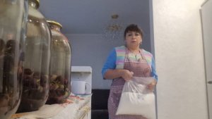 Виноградно-яблочный компот на зиму. Занимаюсь домашними делами. Как прошло новоселье?