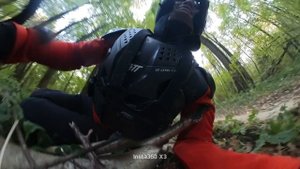 Чесс. падение на треиле. вид на райдера. Cube Stereo Hybrid 160 HPC ActionTeam 750 27.5 E-Bike.Камер
