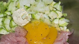 Курица с кабачками в сметане