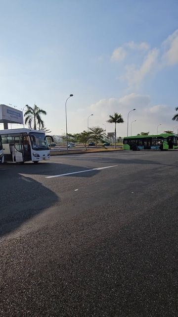 #shorts #вьетнам #фукуок На чем добраться до аэропорта Фукуока смотреть онлайн