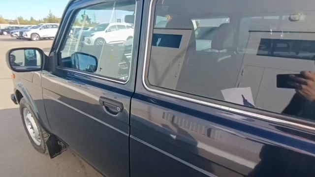 Lada (ВАЗ)/ Niva/ Внедорожник 5 дв./ 1.7 MT (80 л.с.) 4WD/ Classic