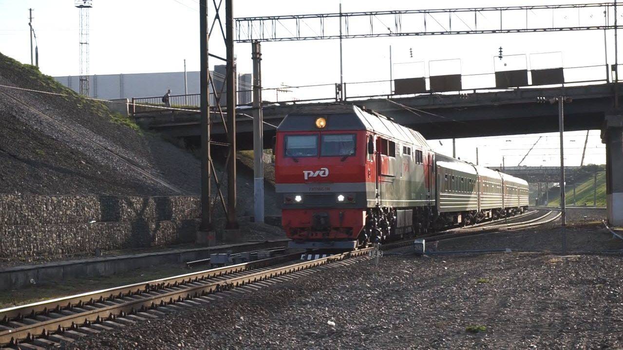 Тепловоз ТЭП70БС-188 с поездом "Восток"