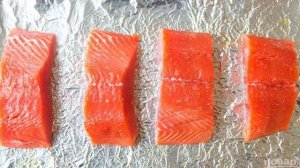 Лосось в медово-горчичном соусе