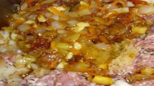 Капуста, фаршированная мясом