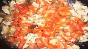 Мешочки с курицей и грибами