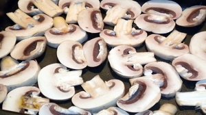 Мясо по-французски в духовке с грибами