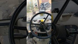 Почему скрипят тормоза экскаватора погрузчика.