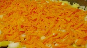 Курица с капустой в духовке