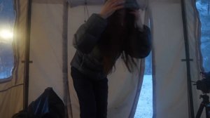 -10 С .зимний поход в снегу в надувной палатке с балконом😊😊😊