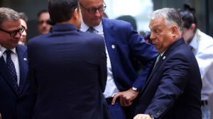 Bloomberg: Мерц устроил перепалку с Орбаном из-за мнения по Украине