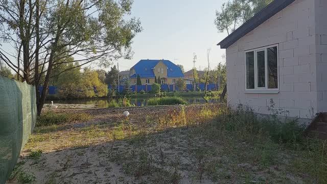 Участок с домом в деревне смотреть онлайн