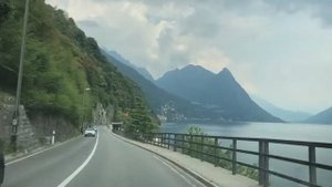 По трассе Италия , вдоль озера Комо