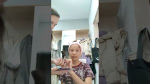 красимся с подругой заходите