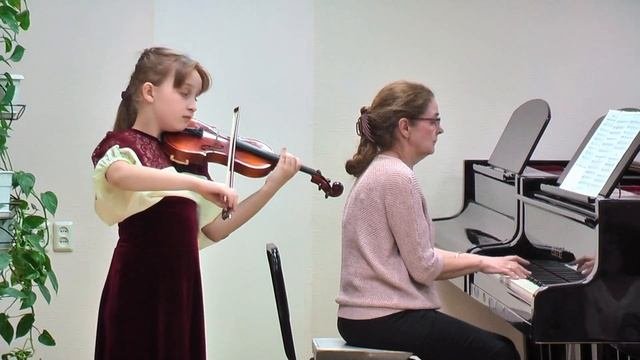 Нежный диалог скрипки и рояля | "Маленький вальс" | Таисия Белкина