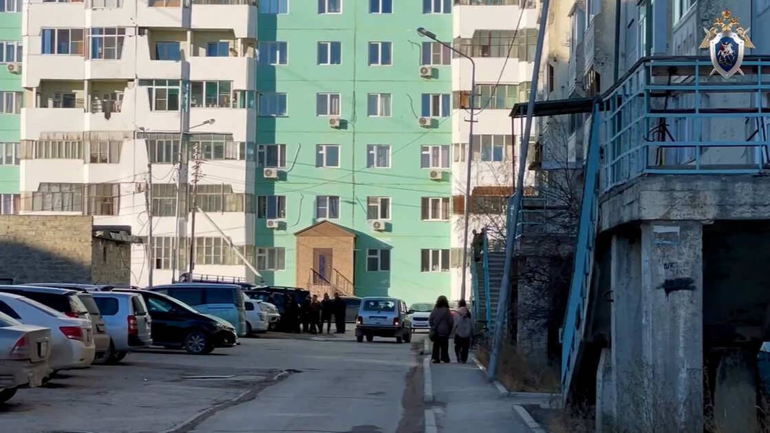 Школьницу подозревают в убийстве матери и 11-летнего брата в Якутске