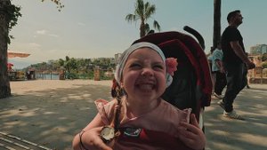 Ангелина в старом городе Антальи, Турция. Короткая прогулка и вкуснейшая мороженька в конце)